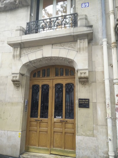 Dr Marc Bsiri, Dentiste à Paris 18