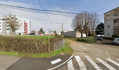 Belville Anne, Dentiste à Mâcon
