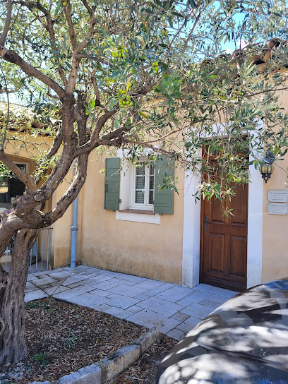 Dr Andrea Di Stefano Dentiste à Seillans