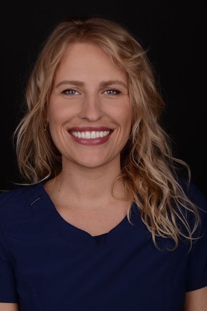 Dr. Agathe Roberdet - Dentist - Paris 9th, Dentiste à Paris 01