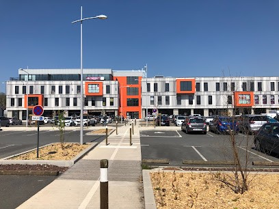 Selarl de Chirurgiens-Dentistes DENTECH, Drs Christophe et Sylvie DEAGE, Dentiste à Saint-Just-Saint-Rambert