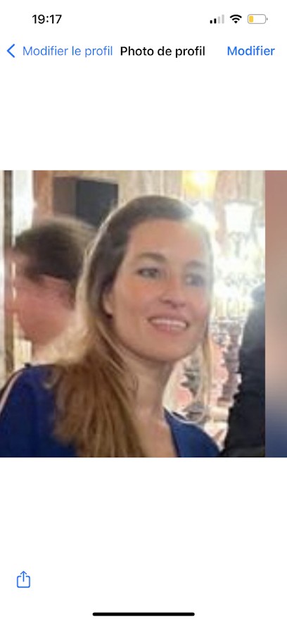 Steciuk Celine, Dentiste à Paris 16