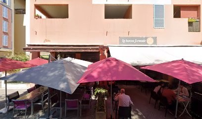 Pacaud Eric, Dentiste à Valbonne