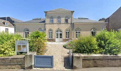 Doctor Berengere Watine, Dentiste à Mayenne