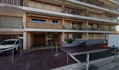 Van Willigen Walter, Dentiste à Antibes