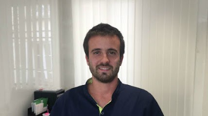 Dr Joao Mesquita, Dentiste à Ville-d'Avray