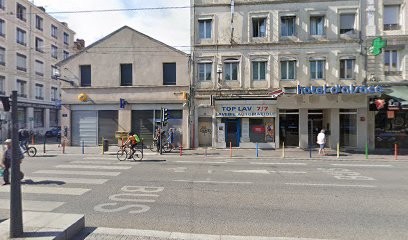 Frédéric Delorme, chirurgien dentiste, Dentiste à Villeurbanne