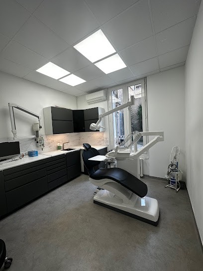 Dr Couard Bastien, Dentiste à Marseille 06