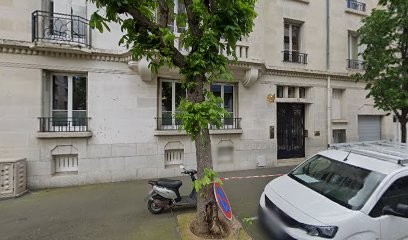 Deloup François, Dentiste à Clermont-Ferrand