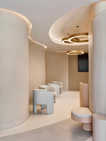 Dr Alexandra Fauque, Dentiste à Mougins