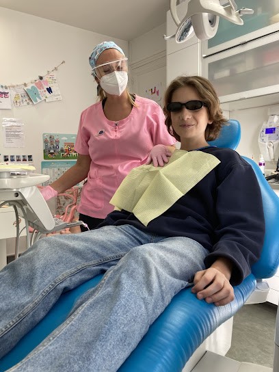 Dr Lavaud Amandine, Dentiste à Pessac