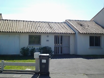 Duval Camille, Dentiste à Machecoul-Saint-Même
