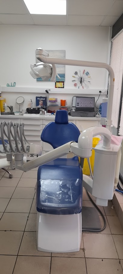 Docteur Malika MATI., Dentiste à Drancy