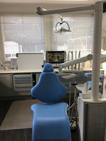 Docteur Adrien Kazandjian, Dentiste à Fontenay-aux-Roses