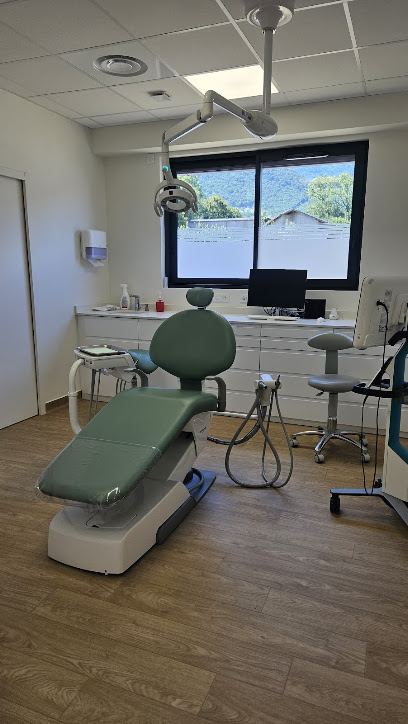 Dr Lebreux Et Dr Bournel - Cabinet Le Sourire Des Cimes Dentiste au Touvet