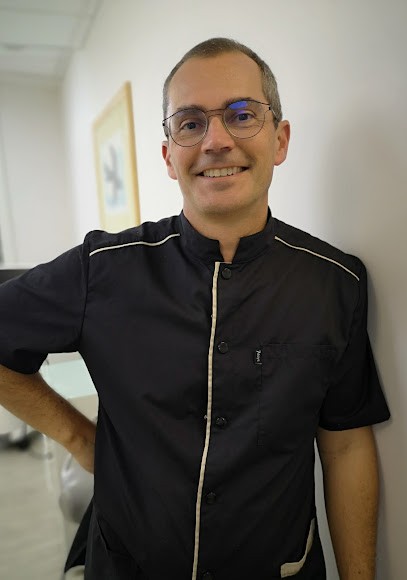 Docteur Ludovic BARBRY - Chirurgien Dentiste, Dentiste à Saint-Laurent-du-Var