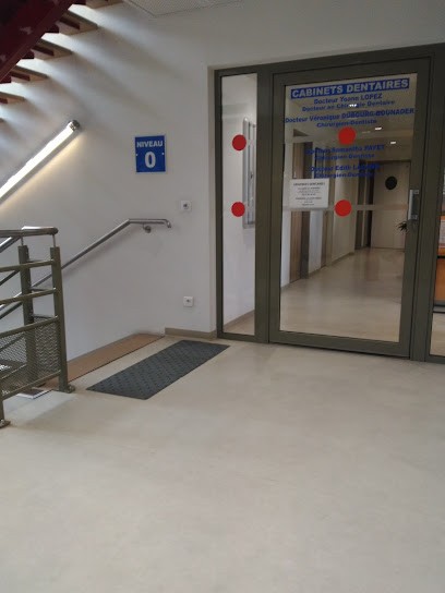 Docteur LOPEZ - Chirurgien Dentiste, Dentiste à Sauveterre-de-Guyenne