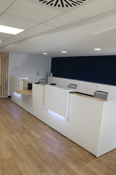 Dr Emile Hourqueig, Dentiste à La Roche-sur-Yon