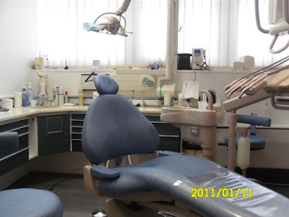 Dr Simon Bouhassira, Dentiste à Livry-Gargan
